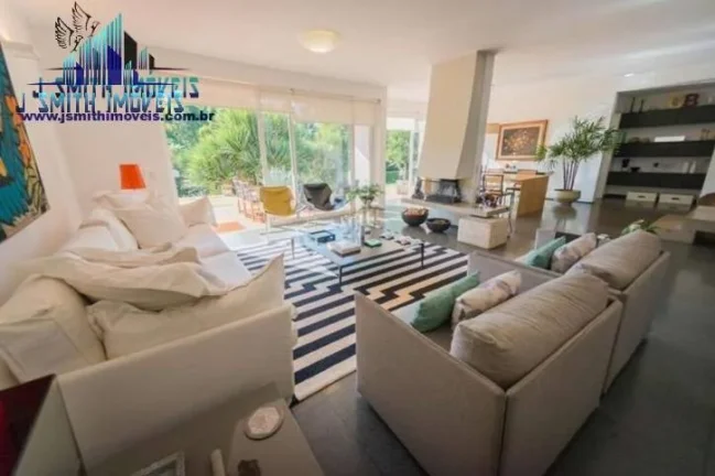 Imagem Casa moderna maravilhosa, com acabamentos diferenciados - Granja Viana