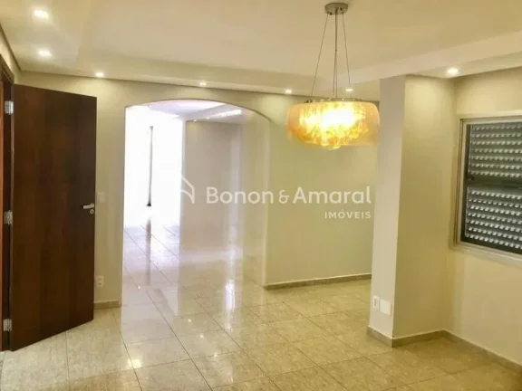 Imagem Localizado em uma das regiões mais nobres de Campinas, este apartamento de 330 m² no Cambuí ofere...