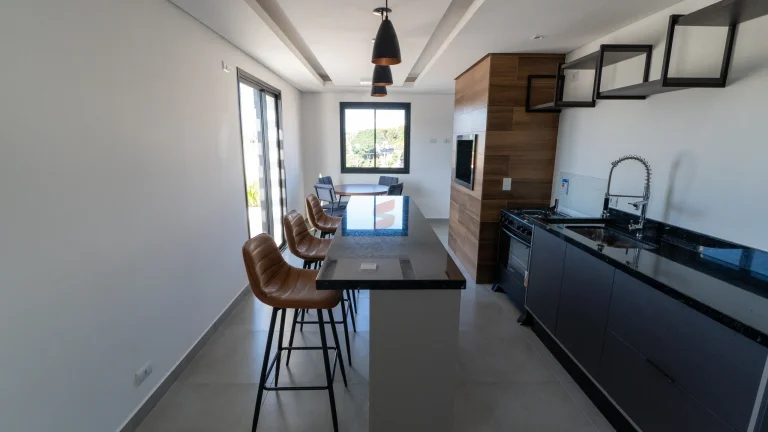 Imagem APARTAMENTO com 2 dormitórios à venda com 64.14m² por R$ 441.957,05 no bairro Santa Quitéria - CURITIBA / PR