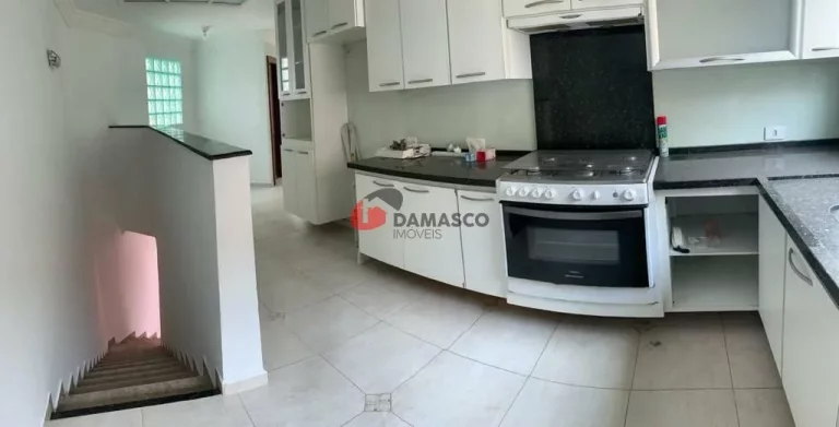 Imagem Sobrado à venda 3 Quartos, 1 Suite, 5 Vagas, Jardim São Caetano, São Caetano do Sul - SP