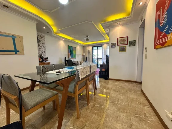 Imagem Apartamento à venda na Barra da Tijuca, 4 quartos, 2 vagas, varanda, 136m2.
