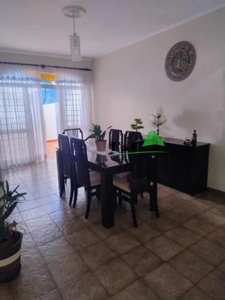 Imagem Casa para Venda em Limeira, Vila Teixeira Marques, 3 dormitórios, 1 suíte, 3 banheiros, 2 vagas