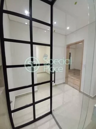 Imagem Casa totalmente reformada e redesenhada, em uma das melhores ruas da Vila Nova Conceição. Possui t...