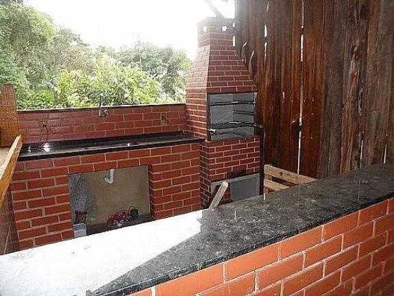 Imagem LINDA CASA COM 1.600M2, NASCENTE, 3 QUARTOS - NOVA FRIBURGO