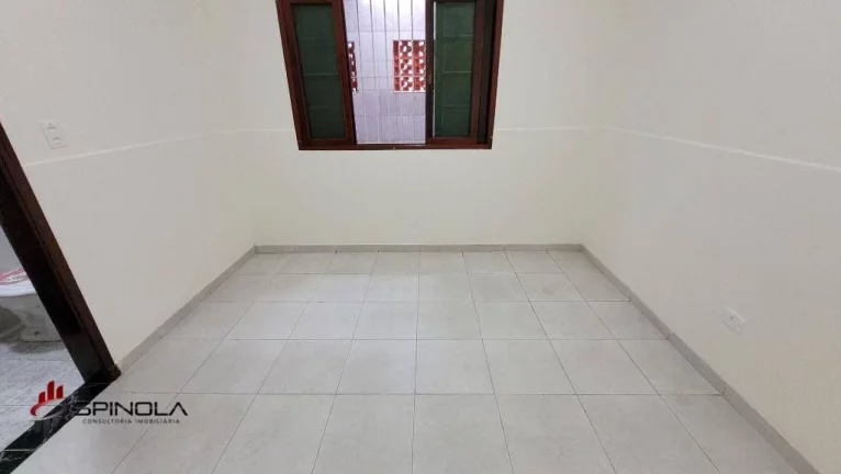 Imagem Casa com 2 dormitórios à venda, 65 m² por R$ 490.000,00 - Maracanã - Praia Grande/SP
