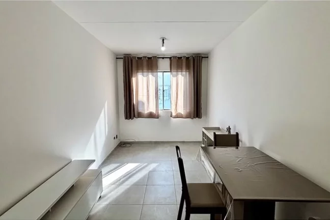 Imagem Apartamento Recém Reformado na Avenida Jerimanduba, Próximo a Estação de Trem do Jaraguá