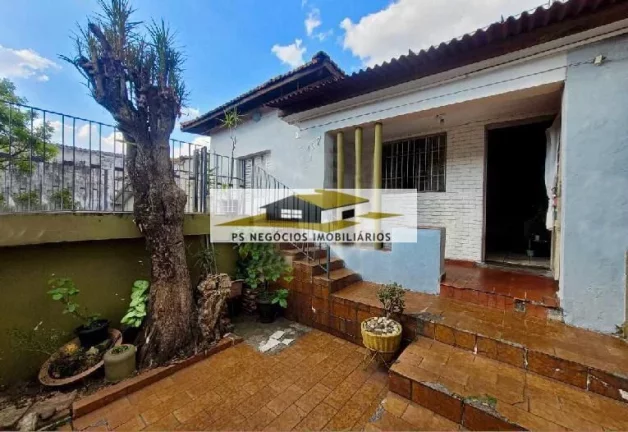 Casa Térrea na Vila Brasilina com 140mts