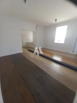 Imagem Sobrado à venda, 500 m² por R$ 4.500.000 - Gonzaga - Santos/SP