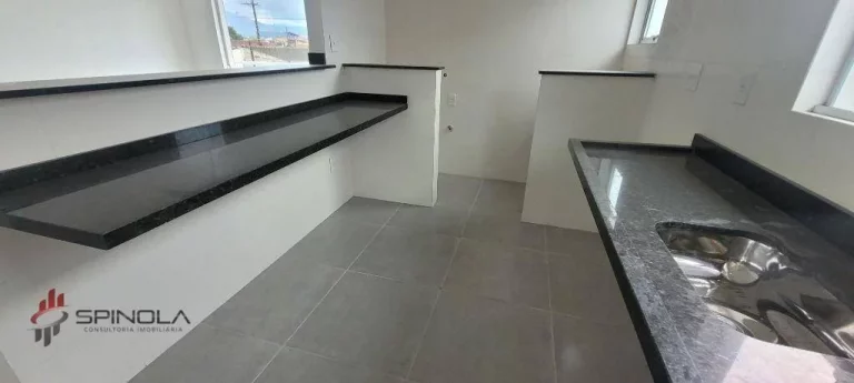 Imagem Sobrado com 1 dormitório à venda, 61 m² por R$ 300.000,00 - Mirim - Praia Grande/SP
