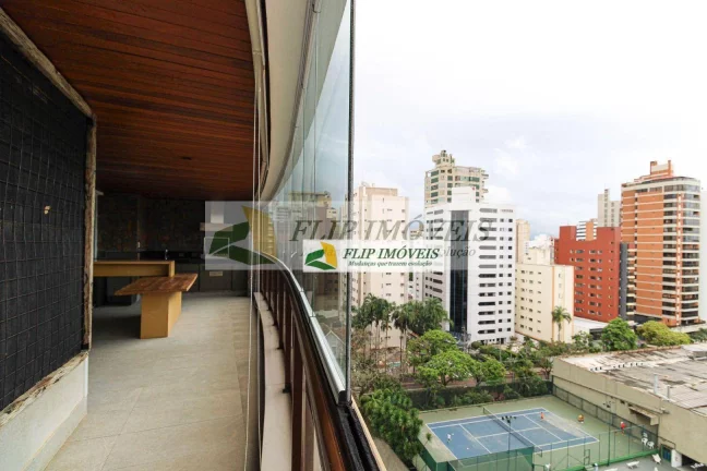 Imagem More em apartamento de alto padrão com 198 m² com 3 suítes, 5 vagas no miolo Cambuí - Campinas - SP