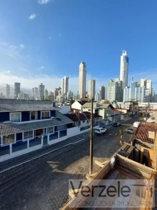 Imagem Casa / Sobrado para Venda em Balneário Camboriú / SC no bairro Centro
