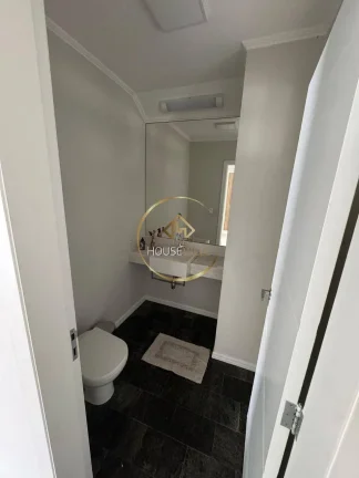 Imagem Sobrado, 4 Dormitórios(4 suítes), 300m², Condomínio Esplanada do Sol.