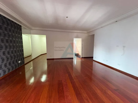 Imagem Centro de Santo André – Apê reformado com 4 dorms e 160m² de