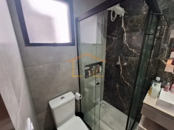 Imagem Sobrado 3 dormitórios, sendo 1 suite com sacada, 2 banheiros sociais e 1 lavabo, armários planejad...