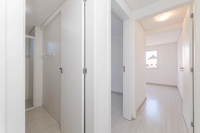 Imagem Apartamento de dois quartos no Bacacheri