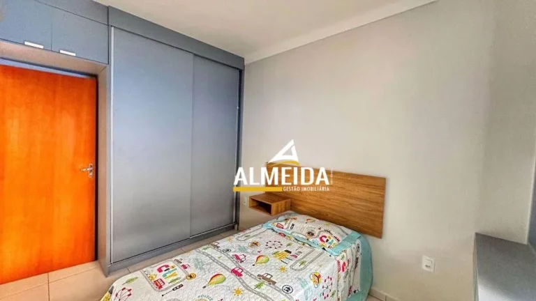 Imagem Casa com 2 dormitórios à venda, 51 m² por R$ 250.000,00 - Vila Industrial - Rio Claro/SP