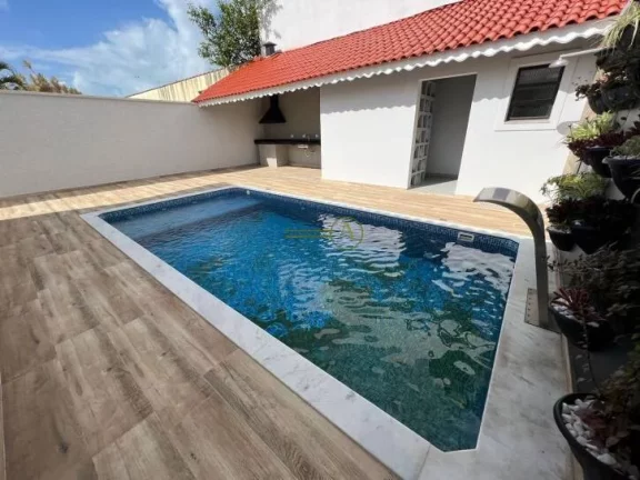 Imagem Casa térrea à venda apenas 600 metros da praia Piscina Churrasqueira