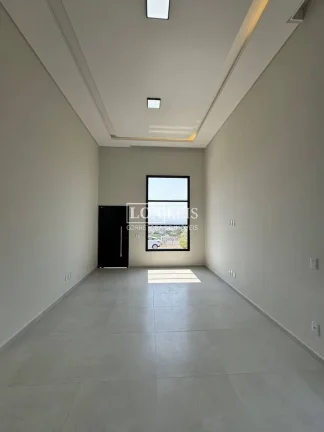 Imagem Casa térrea 3 dormitórios sendo 1 suíte com quintal espaçoso