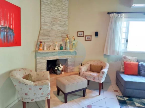 Imagem Casa em Condomínio a Venda no bairro Granja Viana - Carapicuíba, SP