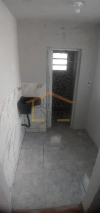 Imagem Terreno de 200m² (10x20) com 4 casas independentes.

Três delas com 1 dormitório, sala, cozinha, ...