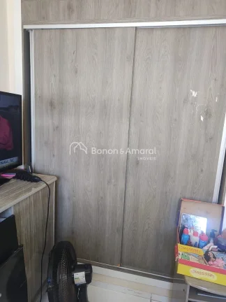 Imagem Apartamento localizado no centro de Campinas, com sala espaçosa para 2 ambientes.

O imóvel conta ...