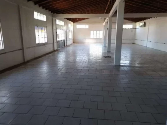Imagem Prédio comercial de esquina com 375m², Centro / Cidreira