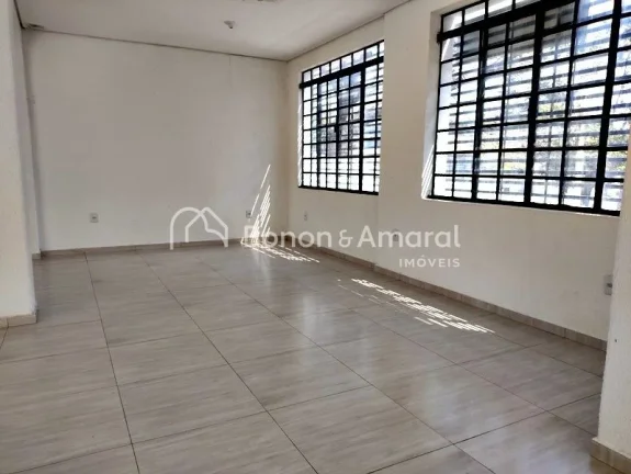 Imagem Casa comercial recém reformada em um dos Bairros mais valorizados de Campinas.

 Próximo ao Superm...