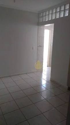 Imagem Casa com 3 dormitórios com 1 suíte à venda, 92 m² por R$ 350.000 - Jardim Anhangüera - Ribeirão Preto/SP