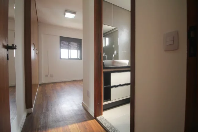 Imagem Apartamento Mobiliado para Locação na Vila Valparaíso, Santo André-SP: 2 Quartos, 1 Suíte, 2 Banheiros, 1 Vaga de Garagem, 80m²