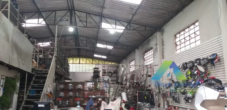 Imagem BOSQUE DA SAÚDE GALPÃO COMERCIAL 570M² AREA TOTAL, 2 VAGAS OTIMO VALOR E LOCALIZAÇÃO !!!