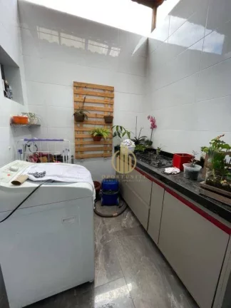 Imagem Sobrado com 3 dormitórios à venda, 160 m² por R$ 371.000 - Jardim José Sampaio Júnior - Ribeirão Preto/SP