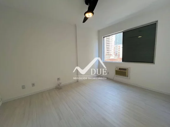 Imagem Apartamento com 3 dormitórios à venda, 167 m² por R$ 1.190.000,00 - Gonzaga - Santos/SP