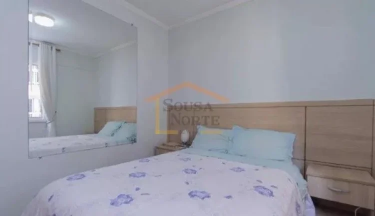 Imagem Apartamento com 64m², dispõe de 3 dormitórios, 1 banheiro, sala para dois ambientes com sacada, c...