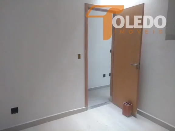 Imagem Casa 3 dormitórios para Venda em São Paulo / SP no bairro Vila Mesquita