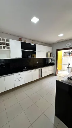 Imagem Casa, CONDOMINIO PORTAL DAS AGUAS, 3 quartos, sendo um suítes com closet, Varan