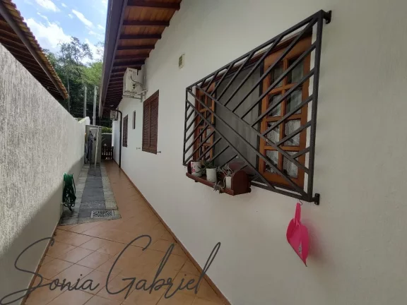 Imagem Impecável Casa em Condomínio à Venda em Vinhedo-SP - 3 Quartos, 1 Suíte, 2 Salas, 3 Banheiros, 4 Vagas, 212,10 m². Imagem Impecável Casa em Condomínio à Venda em Vinhedo-SP - 3 Quartos, 1 Suíte, 2 Salas, 3 Banheiros, 4 Vagas, 212,10 m².