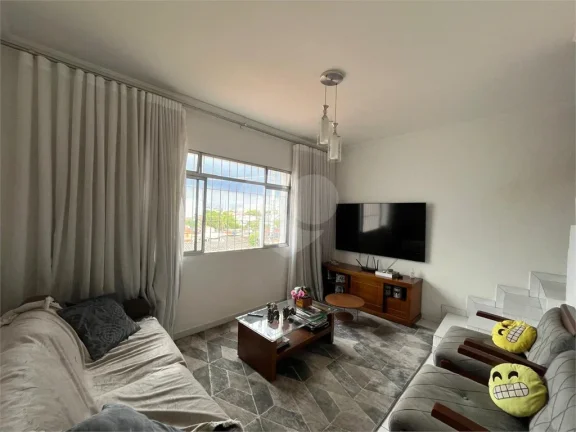 Imagem Casa para alugar com 3 quartos em CAMPO LIMPO, São Paulo - SP