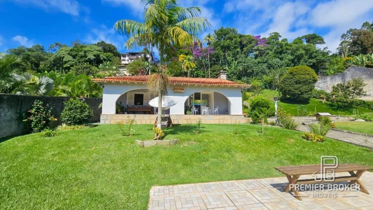 Imagem Casa à venda, 240 m² por R$ 3.499.000,00 - Bom Retiro - Teresópolis/RJ