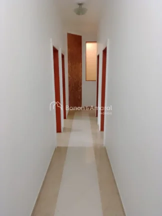 Imagem Linda casa térrea com 202 m², localizada no desejado condomínio Villagio Fiorentino. O imóvel co...