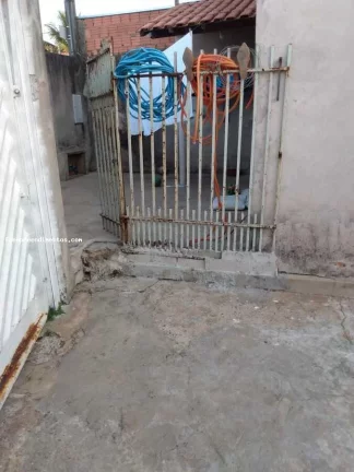 Imagem Casa para Venda em Limeira, Jardim Residencial Regina Bastelli, 2 dormitórios, 1 banheiro, 3 vagas