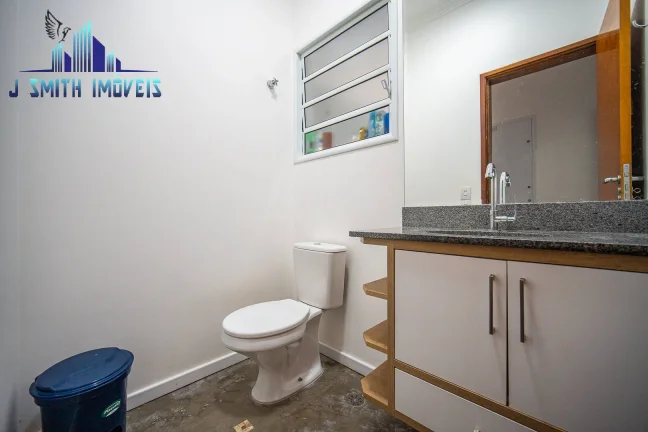 Imagem Casa com 3 dormitórios, sendo 1 suíte para venda - Impecável