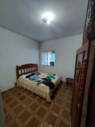 Imagem Casa à venda na Coroa do Meio - 3 suítes, 340m², 4 vagas de garagem!