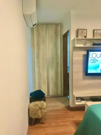 Imagem Sobrado Tatuapé - 125 m² - 3 Suítes - Closet - Varanda - Jd. de inverno - 5 Vagas de garagem - Aceita Financiamento e FGTS