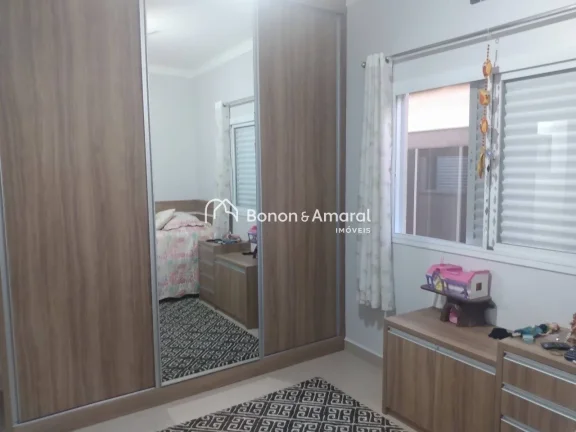 Imagem Esta casa no Condomínio Residencial Aurora em Paulínia-SP tem uma área construída de 230m² em u...