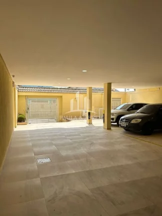 Imagem Apartamento 2 Dormitórios, quintal no 1° andar, 1 vaga em Utinga, Santo André