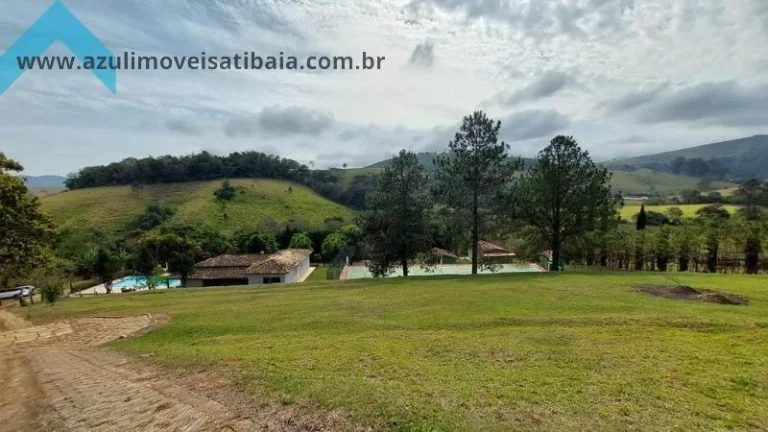 Imagem Sítio 25.000m² com Piscina e Quadra à Venda  Piracaia