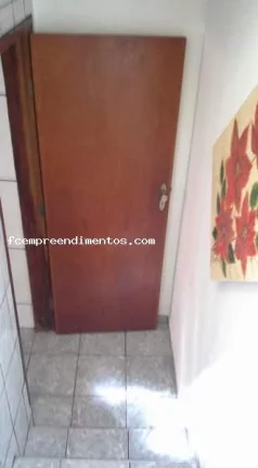 Imagem Casa para Venda em Piracicaba, Santa Terezinha, 3 dormitórios, 1 suíte, 3 banheiros, 1 vaga