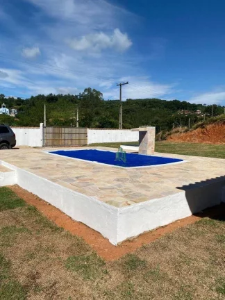 Imagem Chácara com 2 dormitórios à venda, 1000 m² por R$ 480.000,00 - Zona Rural - Nazaré Paulista/SP