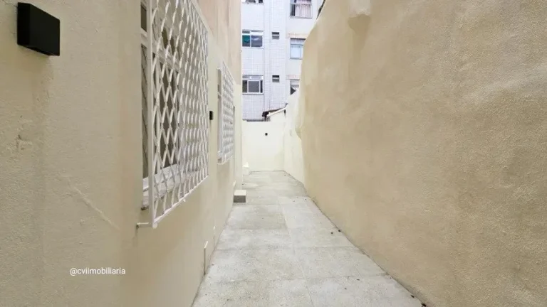 Imagem Apartamento totalmente reformado com grande área privativa.
? Área total de 220m², sendo 153m² i...