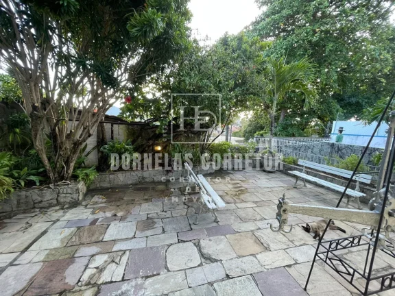 Imagem Imperdível! Casa no Bonfim - Localização Privilegiada no Carnaval de Olinda